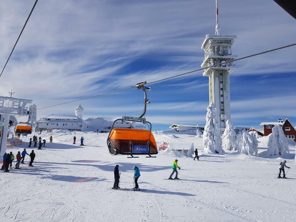Loucna Pod Klinovcem 120/3 Lägenhet Exteriör bild